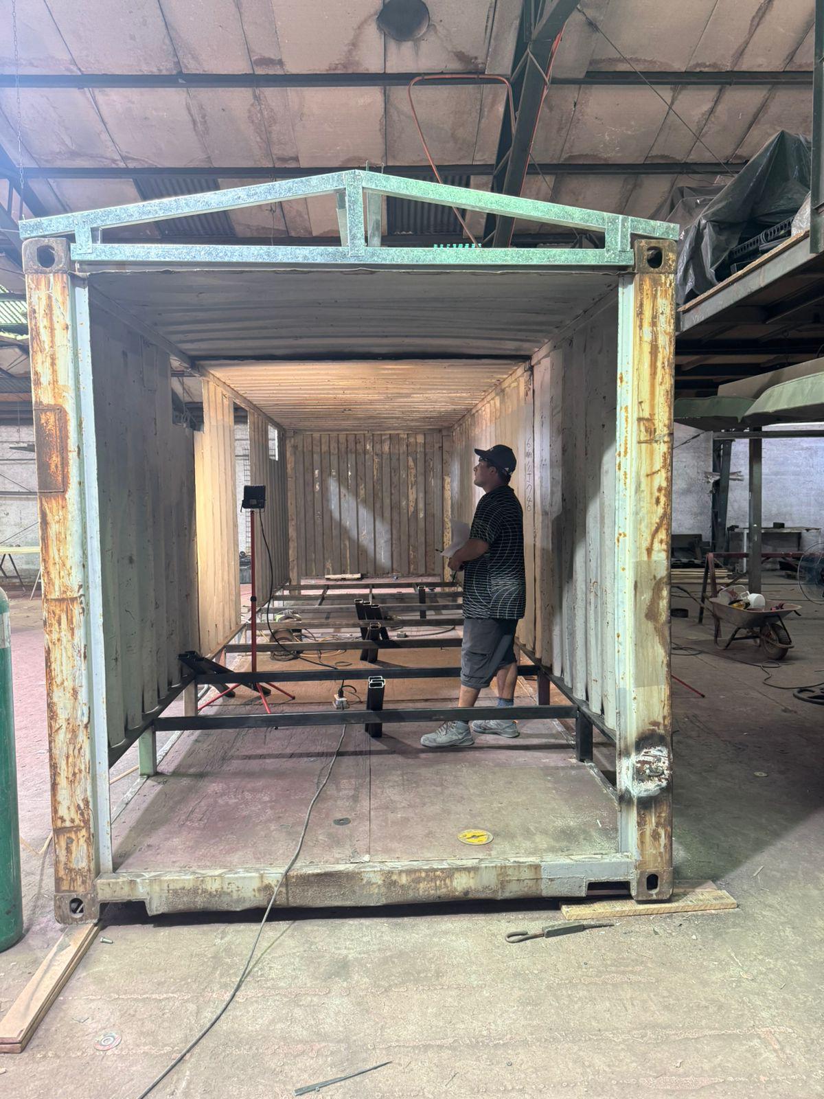 Estructura metálica en fabricación por CLG